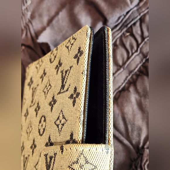 Louis Vuitton Monogram Idylle Canvas Navy Small 6 ring Agenda PM Planner Wallet - Picture 11 of 12